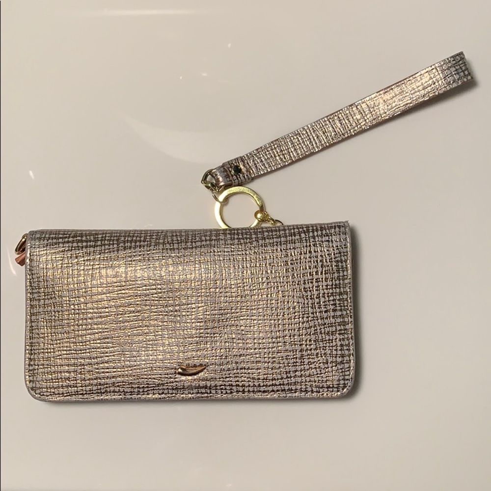 Shiny Tusk wristlet!